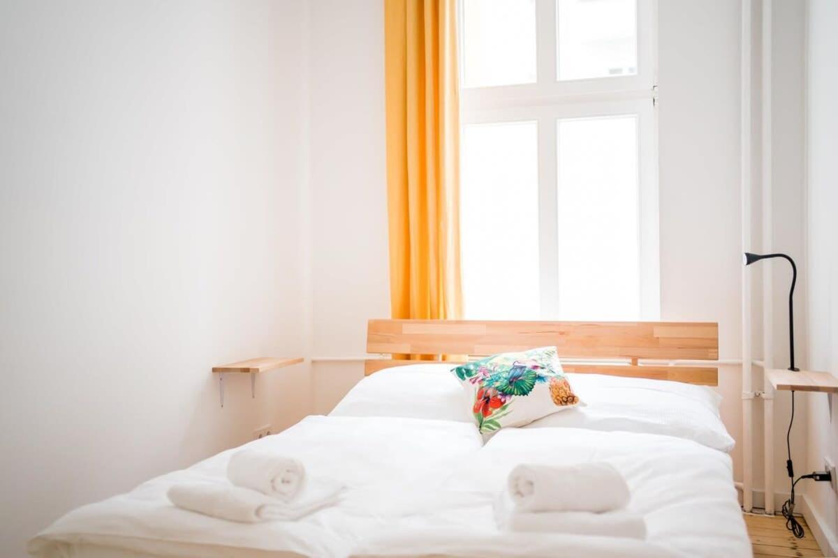 Spacious 3br Ac Self Check-in Street Parking Apartment Berlin
