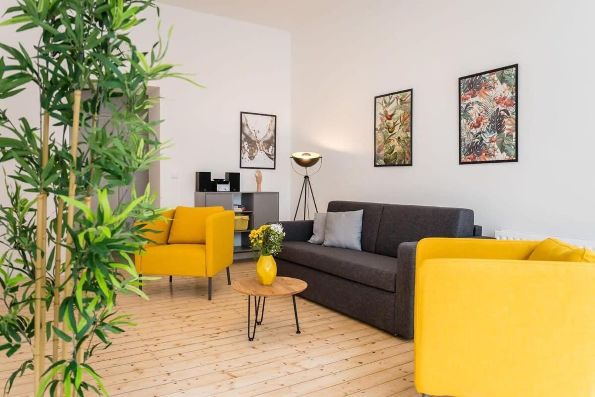 Apartment Spacious 3br Ac Self Check-in Street Parking *